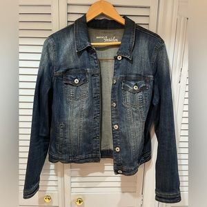Women’s Denim Jacket